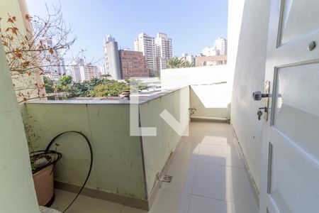 Casa à venda com 120m², 2 quartos e 2 vagasSuíte Sacada