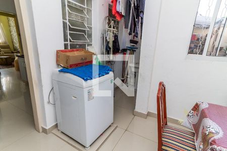 Casa à venda com 120m², 2 quartos e 2 vagasLavanderia