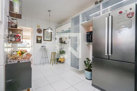 Apartamento para alugar com 240m², 4 quartos e 4 vagas Apartamento para alugar com 240m², 4 quartos e 4 vagasCozinha