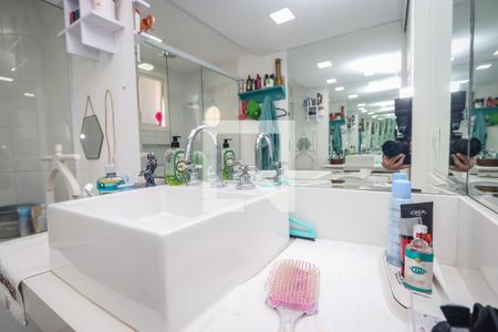 Apartamento para alugar com 240m², 4 quartos e 4 vagas Apartamento para alugar com 240m², 4 quartos e 4 vagasBanheiro da Suite