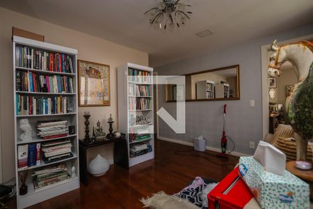 Apartamento para alugar com 240m², 4 quartos e 4 vagas Apartamento para alugar com 240m², 4 quartos e 4 vagasSala da Suite