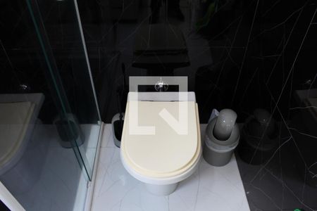 Casa à venda com 150m², 2 quartos e 1 vagaBanheiro 1