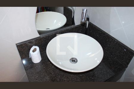 Casa à venda com 150m², 2 quartos e 1 vagaBanheiro 4