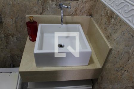 Casa à venda com 150m², 2 quartos e 1 vagaBanheiro 1