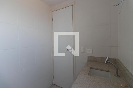 Apartamento à venda com 100m², 2 quartos e 3 vagasBanheiro da Suíte