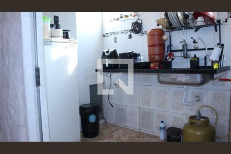 Casa à venda com 150m², 3 quartos e 2 vagasCozinha