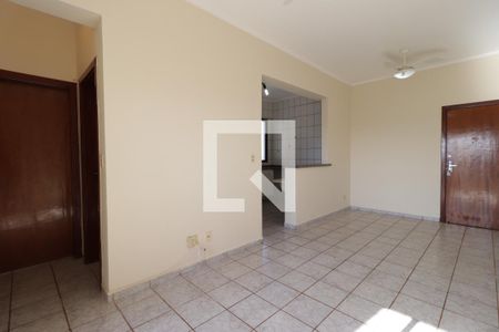 Sala de apartamento para alugar com 2 quartos, 65m² em Centro, Ribeirão Preto