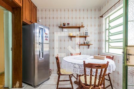 Casa à venda com 250m², 3 quartos e 2 vagasCozinha