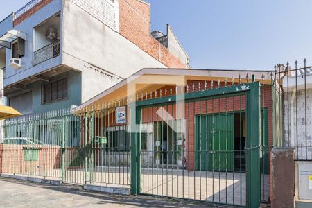 Casa à venda com 250m², 3 quartos e 2 vagasFachada