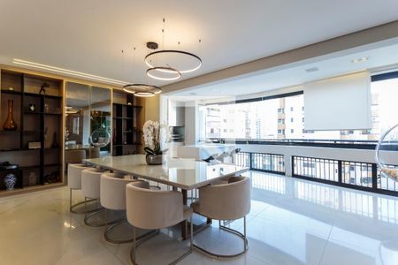 Sala de apartamento à venda com 3 quartos, 160m² em Indianópolis, São Paulo