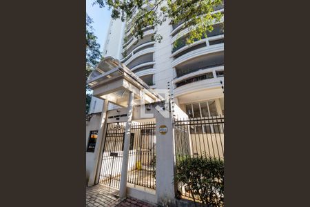 Apartamento à venda com 160m², 3 quartos e 3 vagasFachada