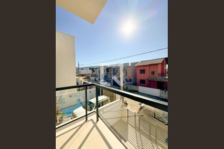 Varanda de casa para alugar com 3 quartos, 110m² em São João do Rio Vermelho, Florianópolis