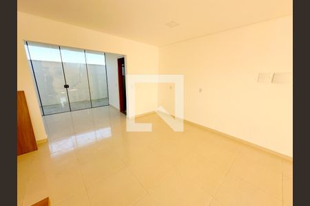 Sala de casa para alugar com 3 quartos, 110m² em São João do Rio Vermelho, Florianópolis