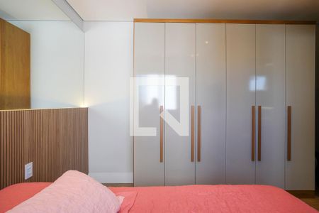 Apartamento para alugar com 69m², 2 quartos e 2 vagasSuíte