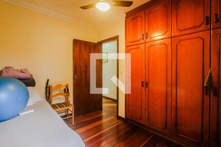 Casa à venda com 120m², 3 quartos e 2 vagasQuarto 3