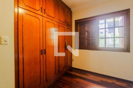 Casa à venda com 120m², 3 quartos e 2 vagasQuarto 3