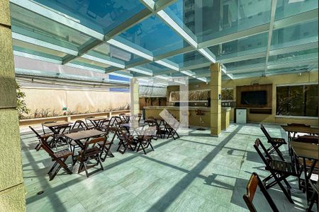 Apartamento para alugar com 62m², 2 quartos e 2 vagasÁrea comum - Churrasqueira