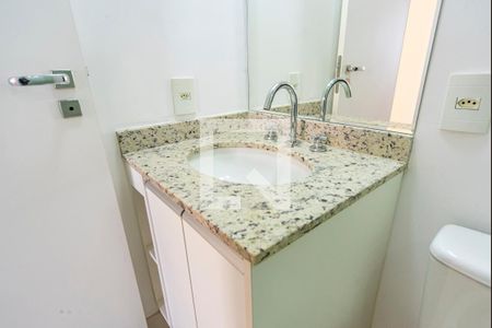 Apartamento para alugar com 62m², 2 quartos e 2 vagasBanheiro