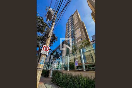 Apartamento para alugar com 62m², 2 quartos e 2 vagasFachada