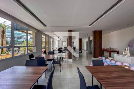 Apartamento para alugar com 62m², 2 quartos e 2 vagasÁrea comum - Salão de festas