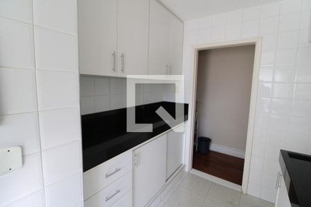 Apartamento à venda com 69m², 3 quartos e 2 vagasCozinha