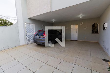 Casa à venda com 250m², 4 quartos e 4 vagasGaragem