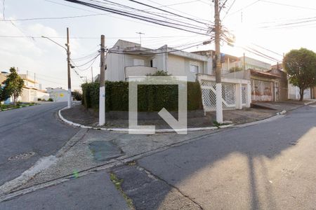 Casa à venda com 250m², 4 quartos e 4 vagasFachada