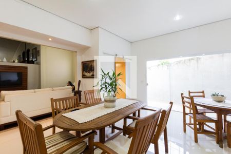 Casa à venda com 250m², 4 quartos e 4 vagasSala de Jantar