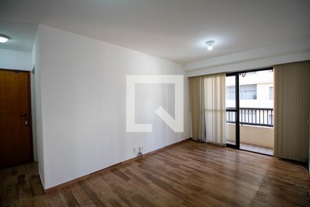 Apartamento para alugar com 70m², 2 quartos e 2 vagas Apartamento para alugar com 70m², 2 quartos e 2 vagasSala