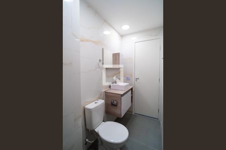 Apartamento para alugar com 64m², 2 quartos e 2 vagasBanheiro