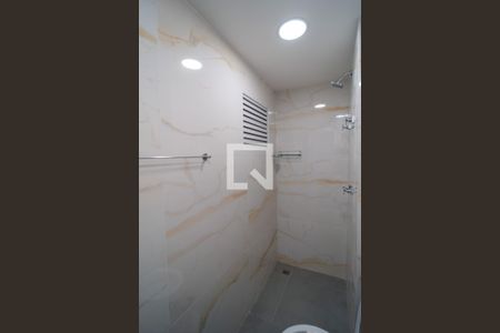 Apartamento para alugar com 64m², 2 quartos e 2 vagasBanheiro