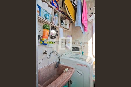 Apartamento à venda com 60m², 2 quartos e 1 vagaÁrea de Serviço