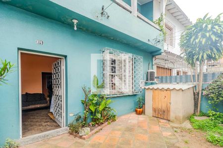 Casa à venda com 100m², 5 quartos e 1 vaga Casa à venda com 100m², 5 quartos e 1 vagaExterna