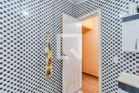 Casa à venda com 100m², 5 quartos e 1 vaga Casa à venda com 100m², 5 quartos e 1 vagaBanheiro 2