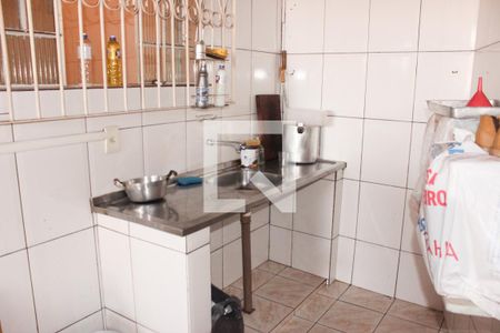 Casa à venda com 360m², 2 quartos e 2 vagas Casa à venda com 360m², 2 quartos e 2 vagasCozinha 2