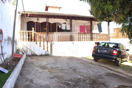 Casa à venda com 360m², 2 quartos e 2 vagas Casa à venda com 360m², 2 quartos e 2 vagasÁrea comum