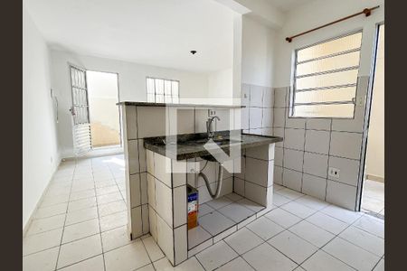 Casa para alugar com 70m², 1 quarto e sem vaga Casa para alugar com 70m², 1 quarto e sem vagaCozinha