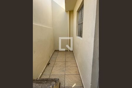 Casa para alugar com 70m², 1 quarto e sem vaga Casa para alugar com 70m², 1 quarto e sem vagaEntrada