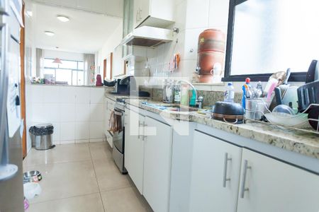 Apartamento à venda com 103m², 2 quartos e 2 vagasCozinha