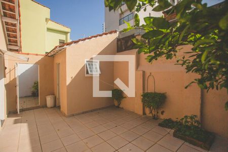 Casa à venda com 148m², 3 quartos e 3 vagasQuintal