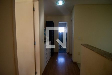 Casa de condomínio à venda com 200m², 4 quartos e 4 vagasHall dos Quartos