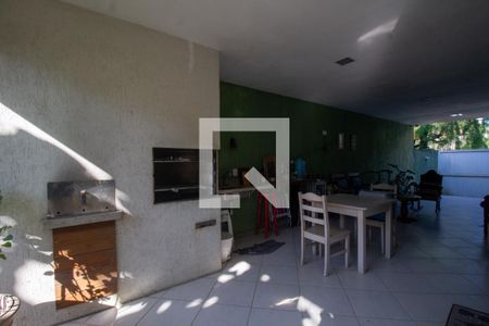 Casa de condomínio à venda com 200m², 4 quartos e 4 vagasÁrea Gourmet