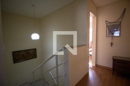 Casa de condomínio à venda com 200m², 4 quartos e 4 vagasHall dos Quartos