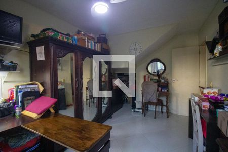 Casa de condomínio à venda com 200m², 4 quartos e 4 vagasQuarto 3