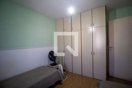 Casa de condomínio à venda com 200m², 4 quartos e 4 vagasQuarto 2