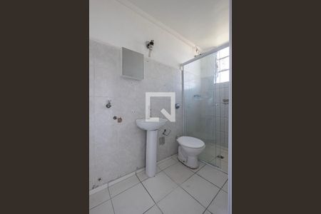 Banheiro de kitnet/studio para alugar com 1 quarto, 37m² em Bela Vista, São Paulo