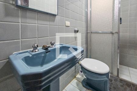 Apartamento para alugar com 235m², 4 quartos e 5 vagasBanheiro