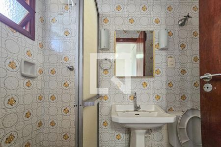 Apartamento para alugar com 235m², 4 quartos e 5 vagasBanheiro da Suíte 1