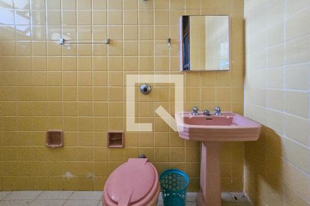 Apartamento para alugar com 235m², 4 quartos e 5 vagasBanheiro da suite 3