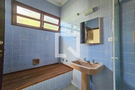 Apartamento para alugar com 235m², 4 quartos e 5 vagasBanheiro da suite 2